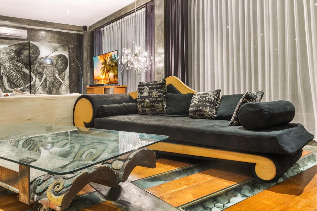 סמיניאק Saga Villas Ultra מראה חיצוני תמונה